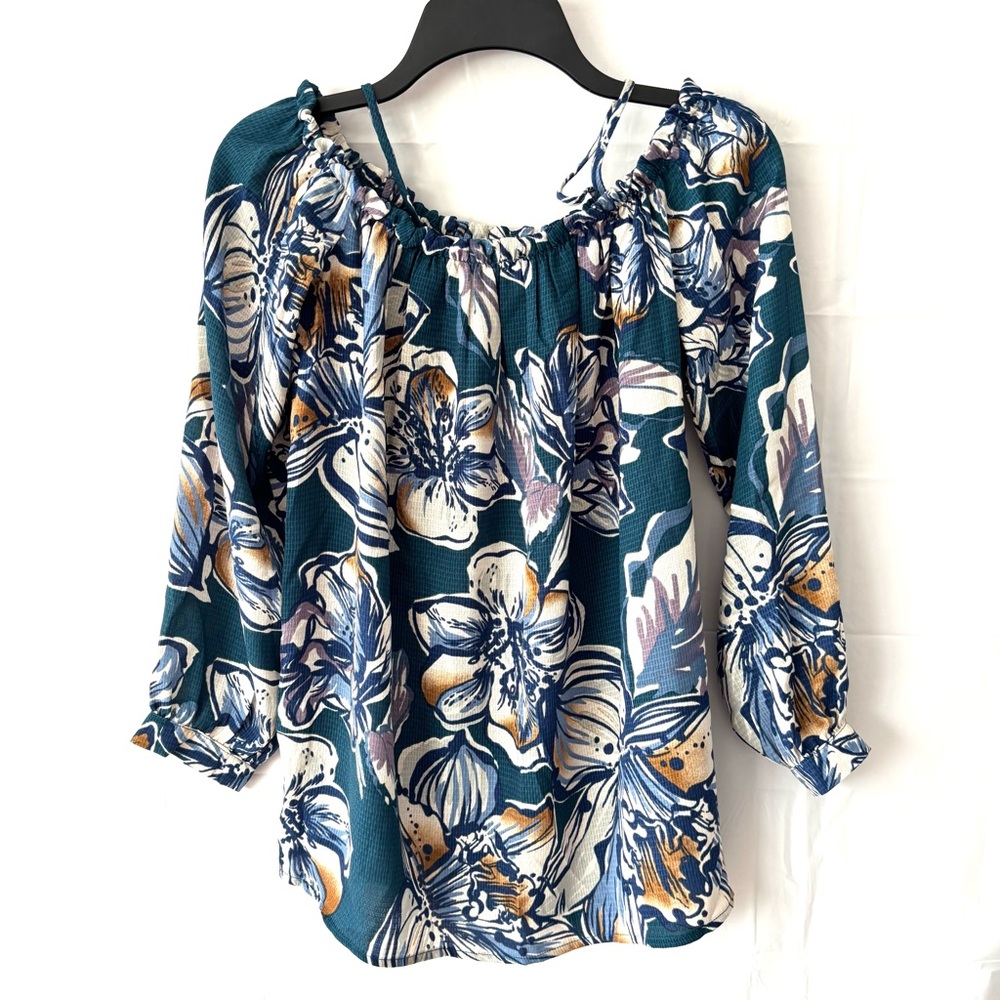 NWOT Pink Blush Teal Cream Floral Print Top SZ S